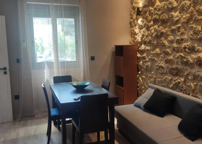 Petrino Apartment Kalamata